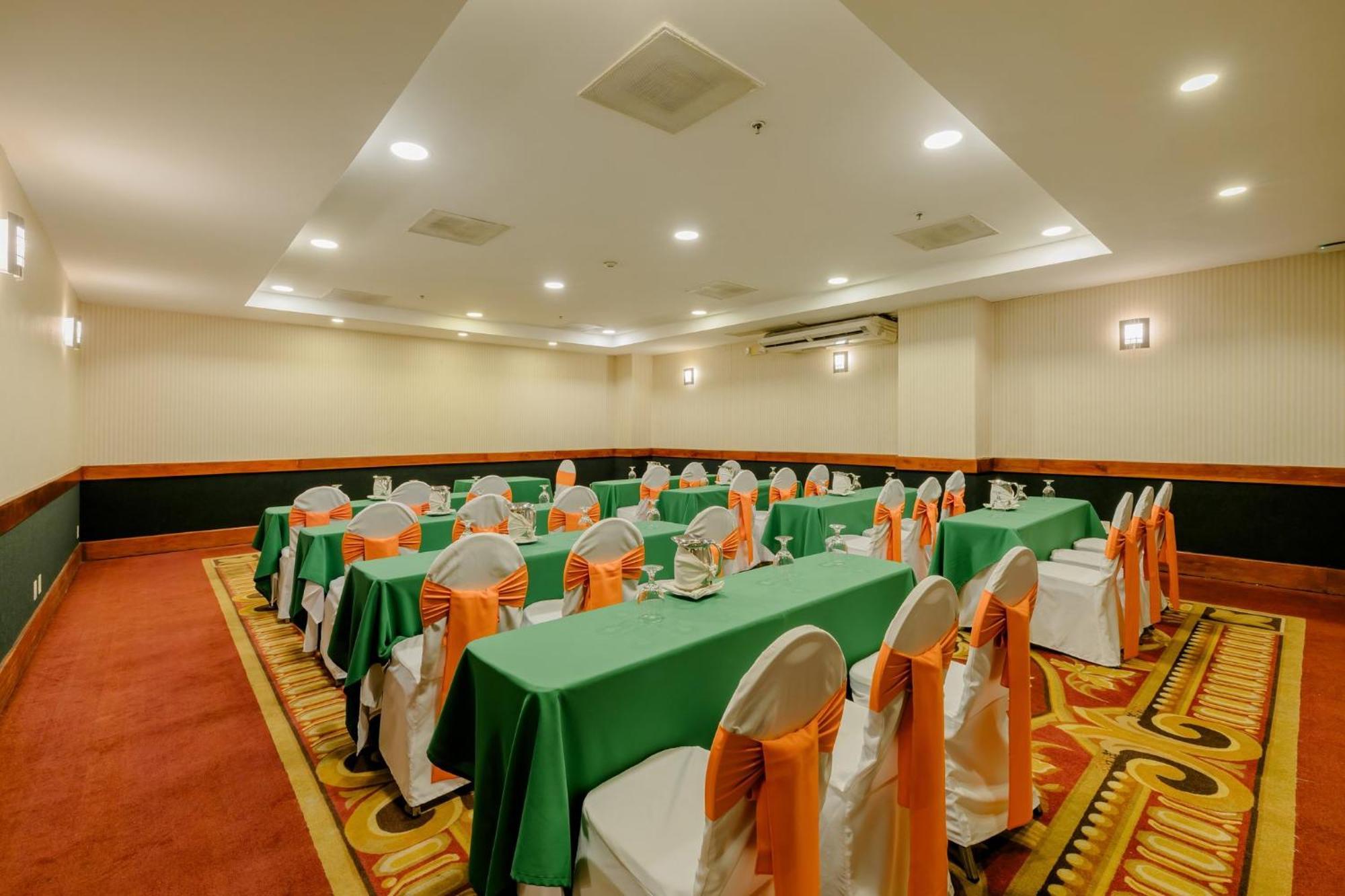 Convention Center By Ihg Hotel Managua
