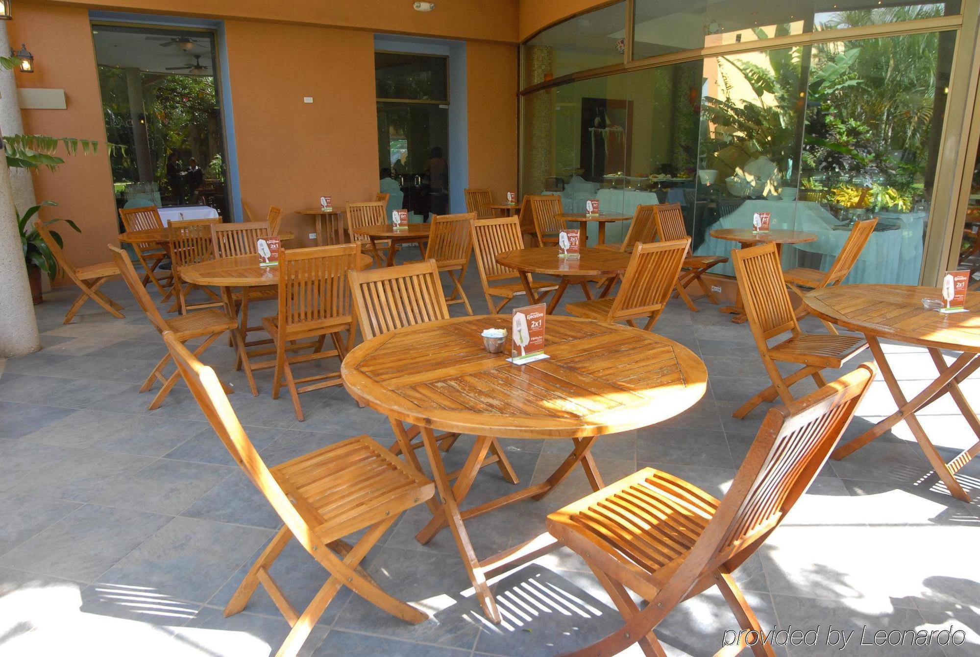 Convention Center By Ihg 4* Managua