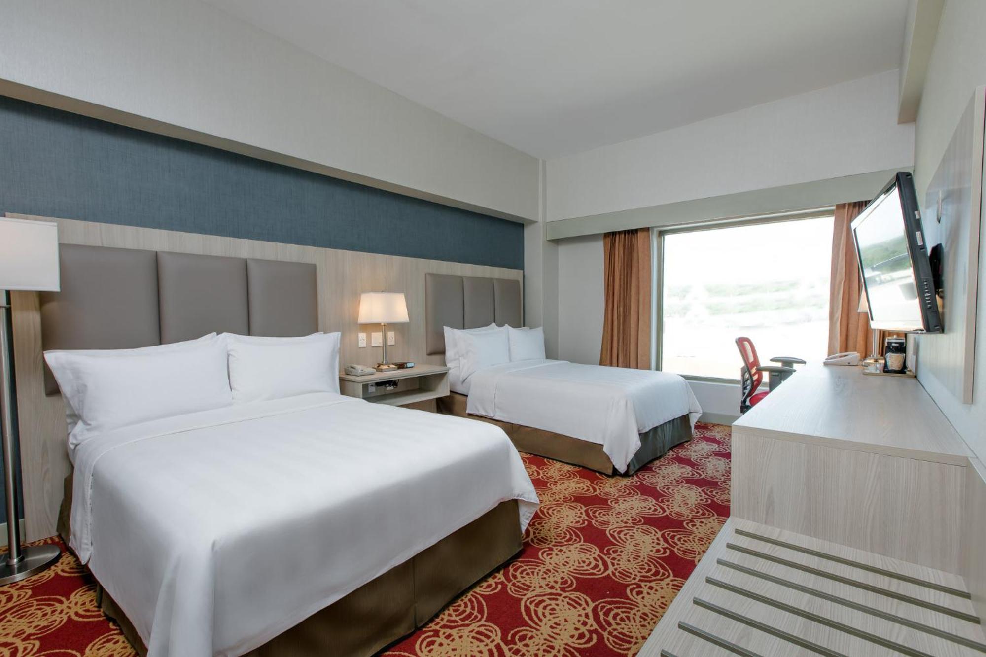 Convention Center By Ihg Hotel 4*